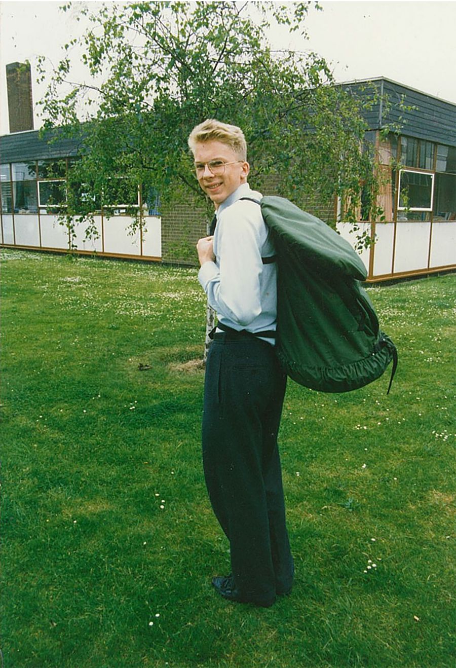 17-year-old Chris Martin with his Rucktent, circa 1987
Photo: Massproductions 17-year-old Chris Martin with his Rucktent, circa 1987
Photo: Massproductions