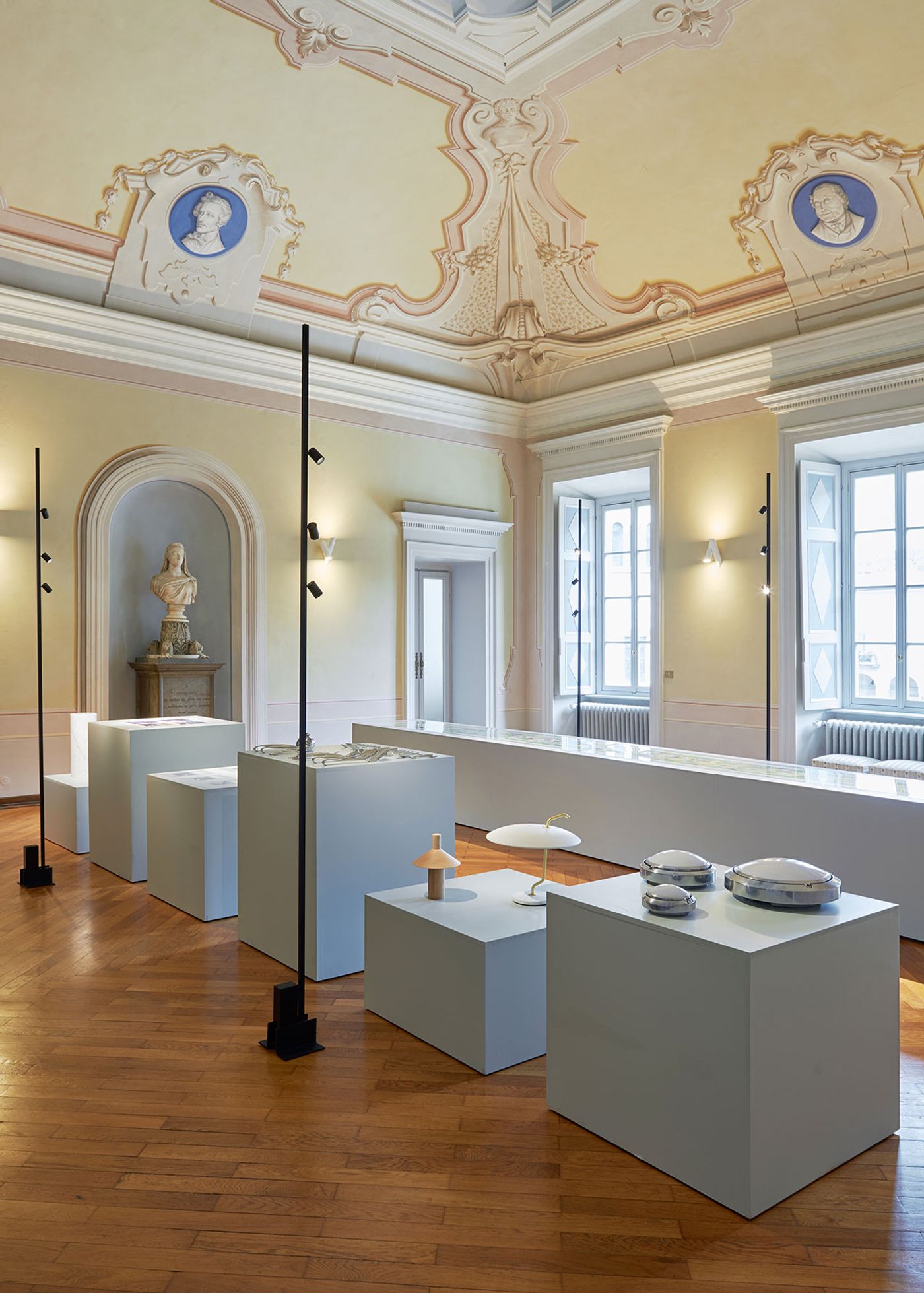 Installation view. History Repeating at Teatro Sociale Como, Sale del Ridotto. Photo Maurizio Cavallasca. Courtesy Lake Como Design Festival. Installation view. History Repeating at Teatro Sociale Como, Sale del Ridotto. Photo Maurizio Cavallasca. Courtesy Lake Como Design Festival.