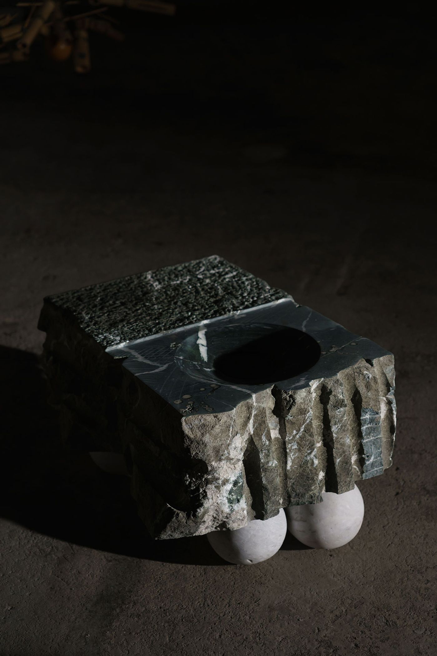 SANS RIVAL exhibition by Theodore Psychoyos and Raoul Maria de Pesters Converse.
Curated by Stamatia Dimitrakopoulos.
Installation view, Kaminia, Piraeus, Greece, June 2023.
Photography by Bill Stamatopoulos © Yatzerlab.