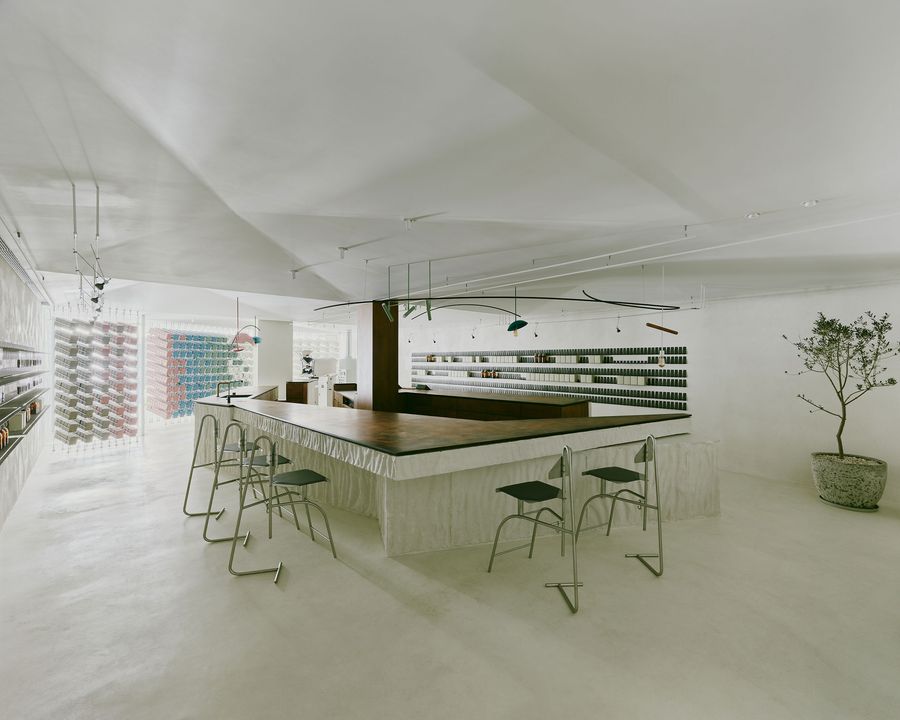 Minimalist Design Meets Sensory Richness in a Specialty Coffee Shop in ...
