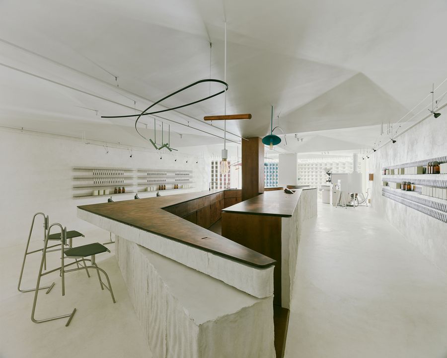 Minimalist Design Meets Sensory Richness in a Specialty Coffee Shop in ...
