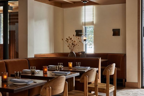 MOLLIE: A Boutique Hotel in Aspen Channels the Colorado Ski Town's ...