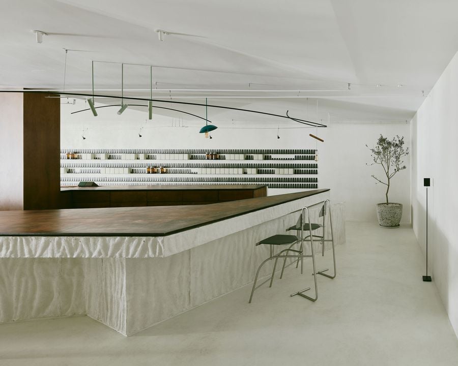 Minimalist Design Meets Sensory Richness in a Specialty Coffee Shop in ...