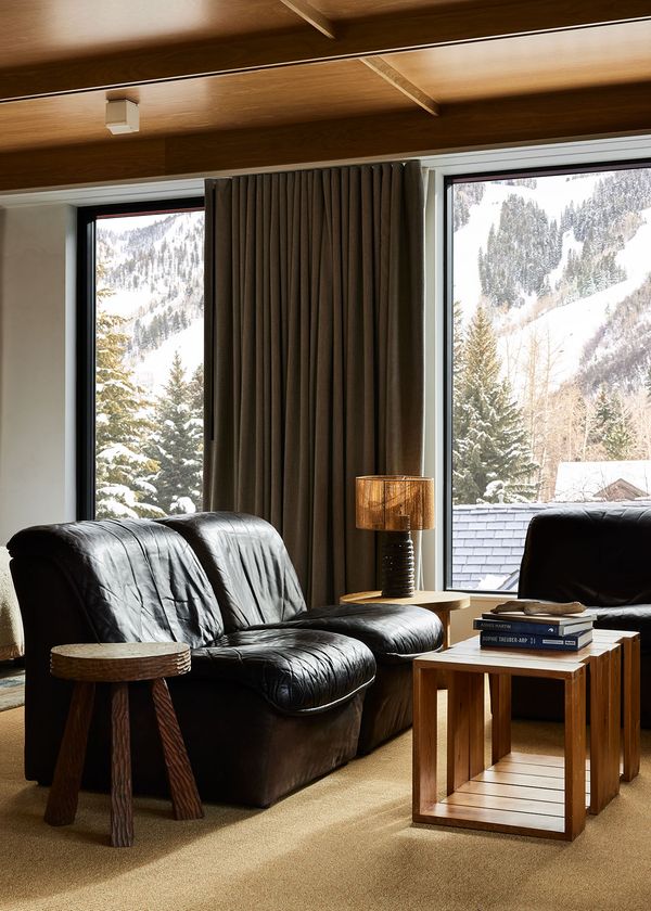 MOLLIE: A Boutique Hotel in Aspen Channels the Colorado Ski Town's ...