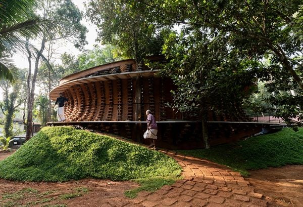 Toy Storey: Discarded Plastic Toys Find New Life in a Playful House in ...