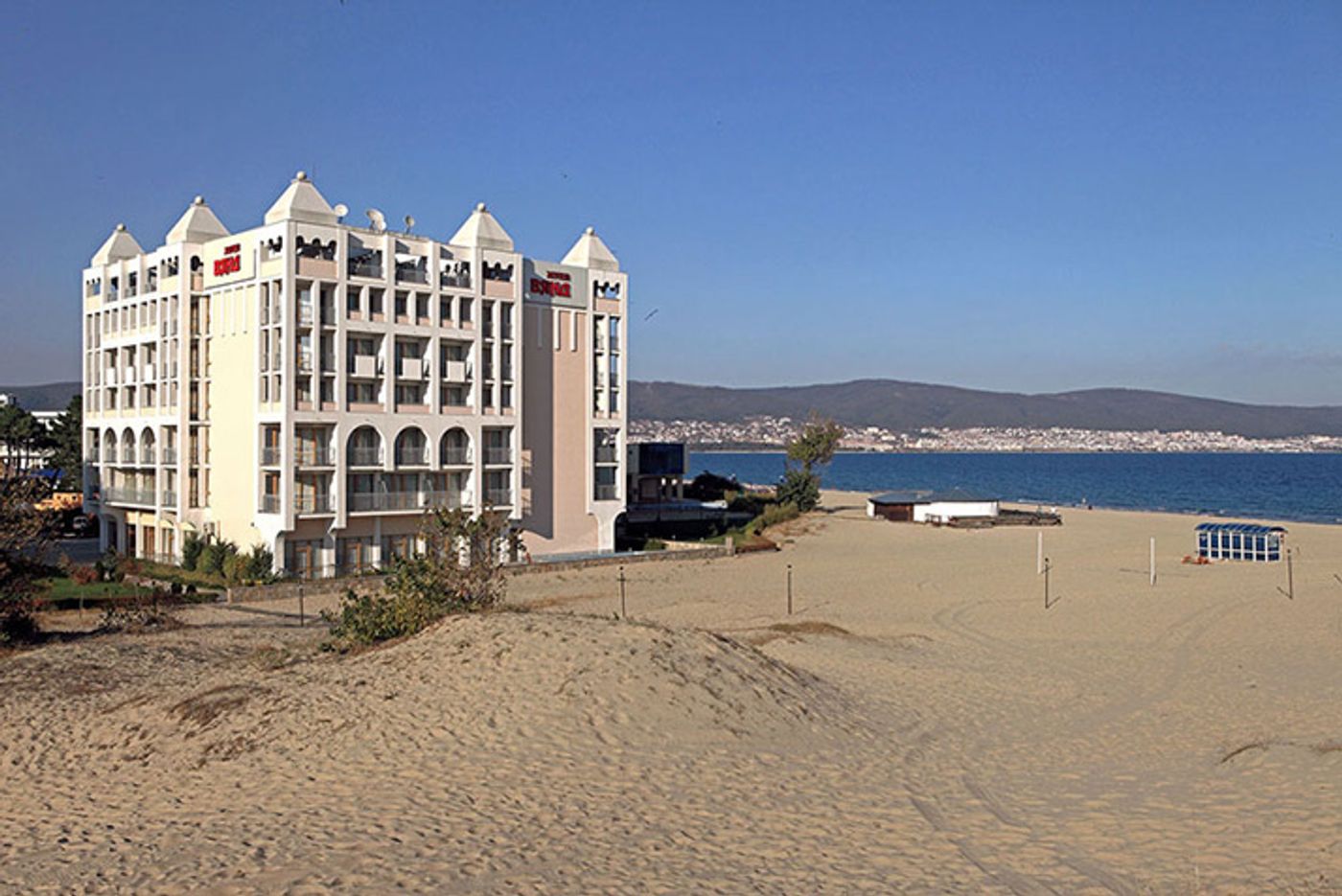 Hotel Viand, Sunny Beach, Bulgaria. The Black Sea coast resorts at the close of the season in 2012, photo by Nikola Mihov. Photo © CCN Images, Zagreb. Hotel Viand, Sunny Beach, Bulgaria. The Black Sea coast resorts at the close of the season in 2012, photo by Nikola Mihov. Photo © CCN Images, Zagreb.