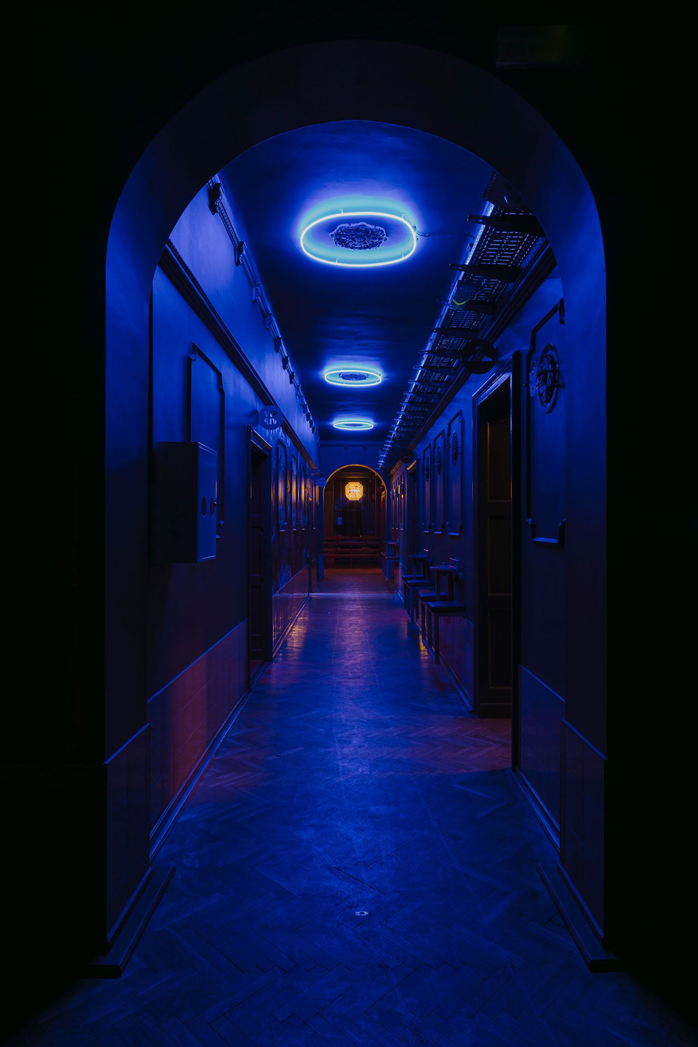 Próżność (eng. "Vanity") Club by wiercinski-studio in Poznan, Poland.Photo © PION Studio (Basia Kuligowska, Przemyslaw Nieciecki). Próżność (eng. "Vanity") Club by wiercinski-studio in Poznan, Poland.Photo © PION Studio (Basia Kuligowska, Przemyslaw Nieciecki).