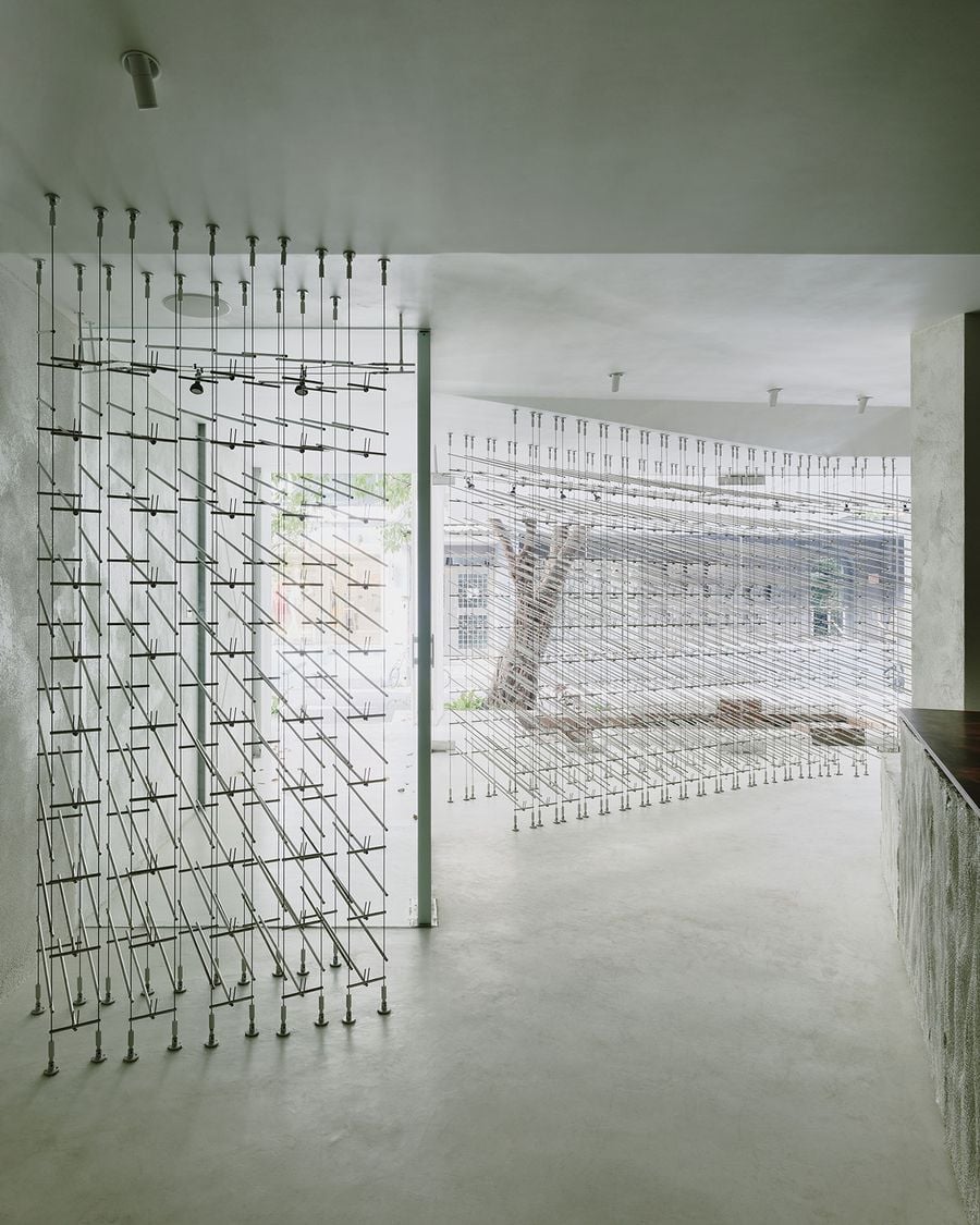 Minimalist Design Meets Sensory Richness in a Specialty Coffee Shop in ...