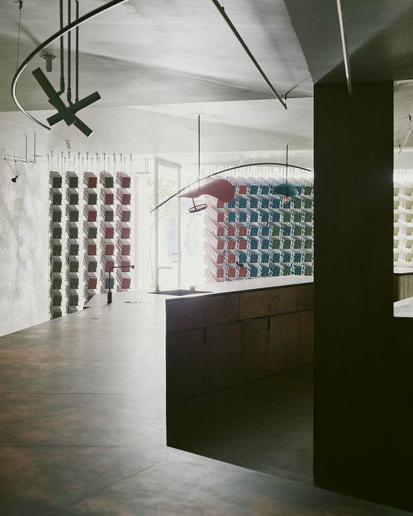 Minimalist Design Meets Sensory Richness in a Specialty Coffee Shop in ...