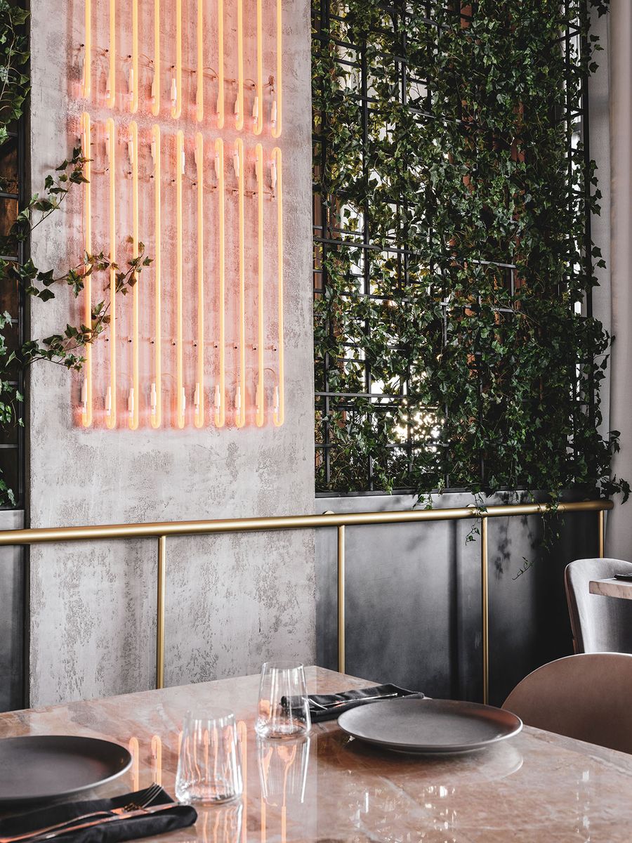 Moscow's Polet Café Celebrates Soviet Aviation Heritage with Retro ...