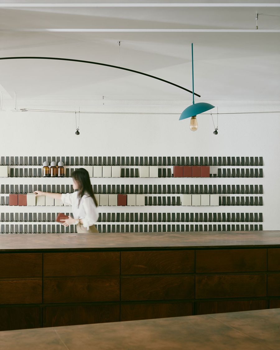 Minimalist Design Meets Sensory Richness in a Specialty Coffee Shop in ...