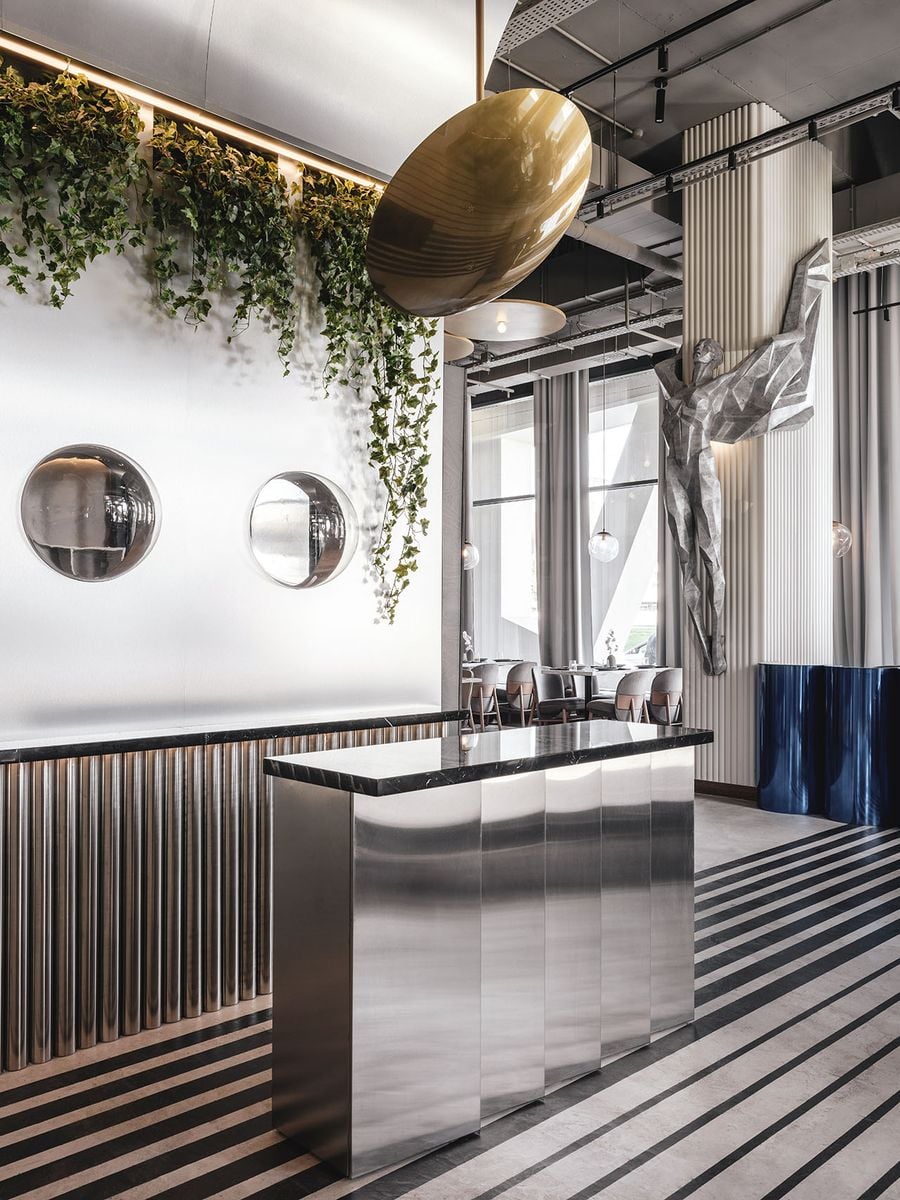 Moscow's Polet Café Celebrates Soviet Aviation Heritage with Retro ...