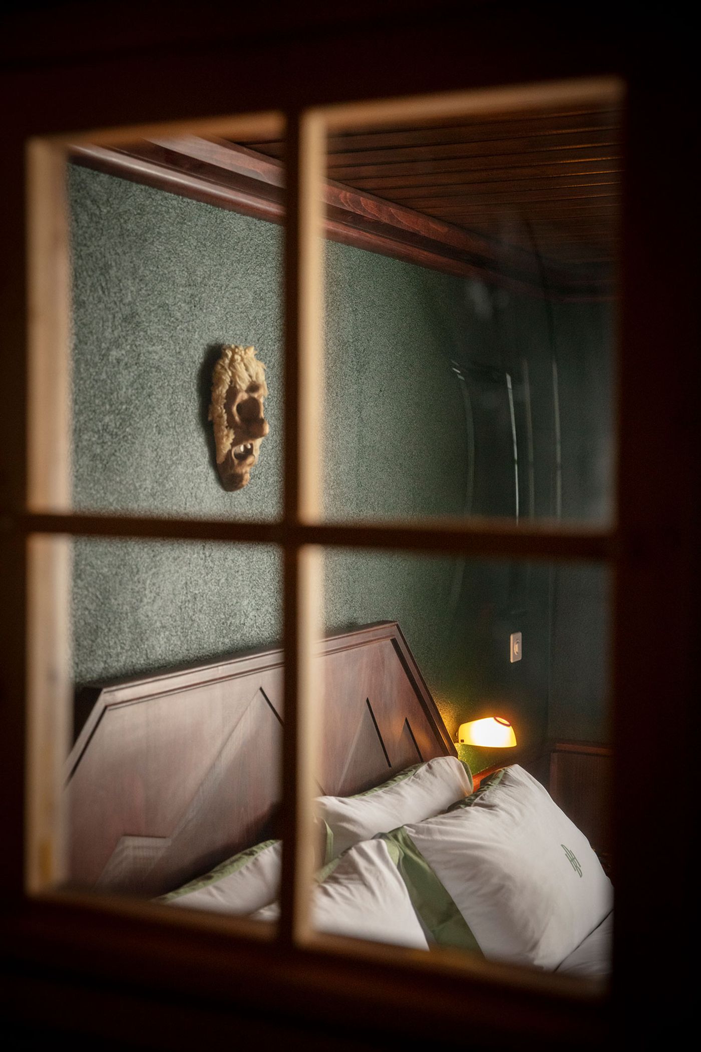 Photography by Jan Abellan.