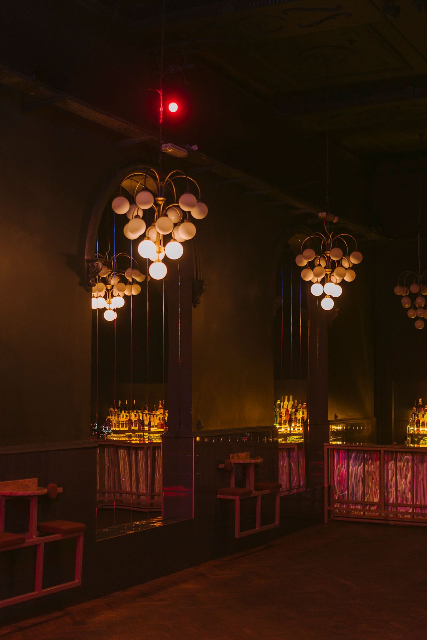 Próżność (eng. "Vanity") Club by wiercinski-studio in Poznan, Poland.Photo © PION Studio (Basia Kuligowska, Przemyslaw Nieciecki). Próżność (eng. "Vanity") Club by wiercinski-studio in Poznan, Poland.Photo © PION Studio (Basia Kuligowska, Przemyslaw Nieciecki).