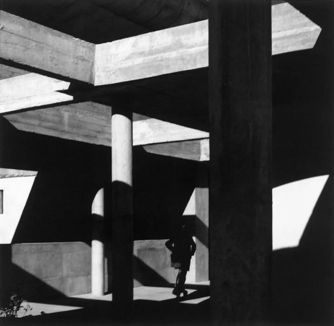 LE CORBUSIER LUCIEN HERVÉ KONTakte Lucien Hervé Finds Humanity In Le Corbusier's Concrete