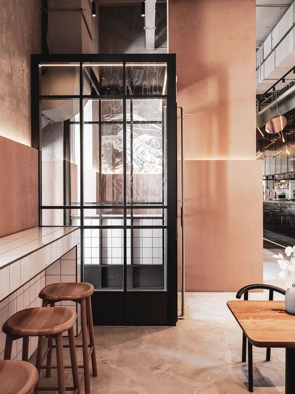 Moscow's Polet Café Celebrates Soviet Aviation Heritage with Retro ...