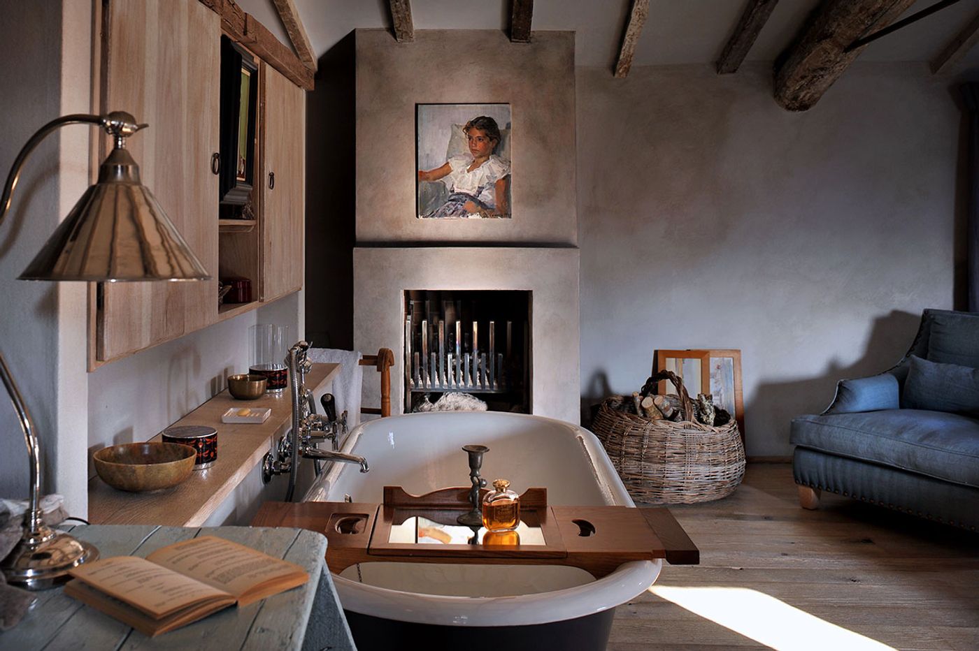 Castello di Reschio - Interiors. Photo © Reschio estate. Castello di Reschio - Interiors. Photo © Reschio estate.