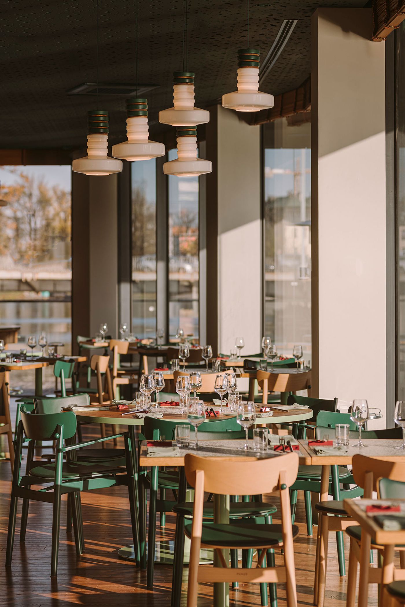 MARTIM restaurant by BUCK.STUDIO.
Photo by PION Studio. MARTIM restaurant by BUCK.STUDIO.
Photo by PION Studio.