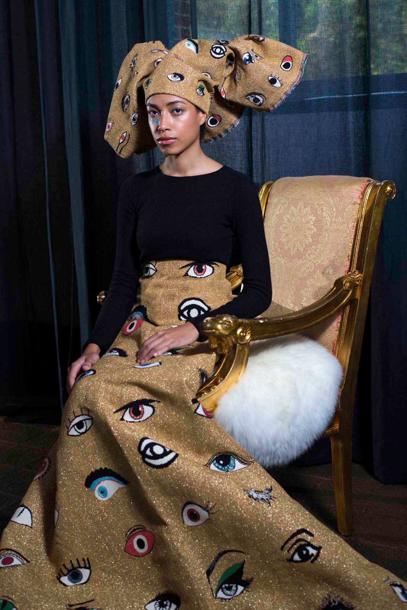 Argus Panoptes, a fabric Jean-Philippe Demeyer designed in collaboration with artist Pablo Piatti as a tribute to the vigilance of the one hundred eyes of the mythological giant Argus. Featured in the book 'Fearless Living'. Photo © JPDEMEYER&CO. Argus Panoptes, a fabric Jean-Philippe Demeyer designed in collaboration with artist Pablo Piatti as a tribute to the vigilance of the one hundred eyes of the mythological giant Argus. Featured in the book 'Fearless Living'. Photo © JPDEMEYER&CO.