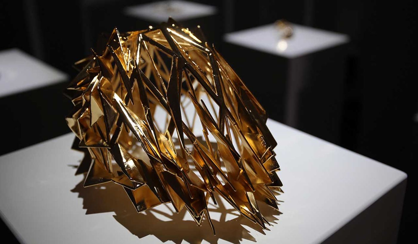 Simon Birch, Gloria Yu, Gabriel Chan and Jacob Blitzer, Crown from Hypercaine room, 2016. Brass, nylon, gold plate, marble, wood, stone, metal. Exhibition view. Photo by Gloria Yu.