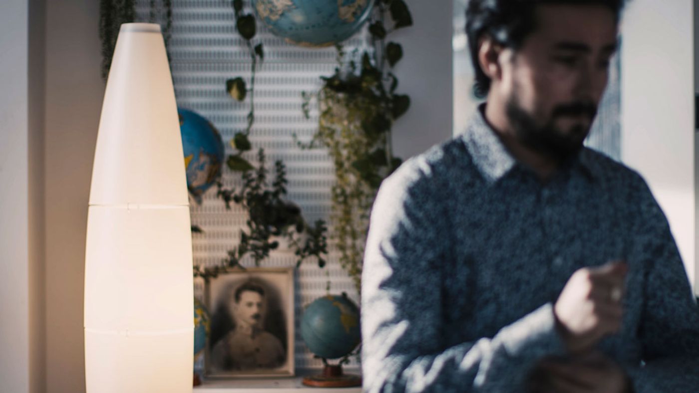 Screenshot from the VITE video series by Gianluca Vassallo for Foscarini. Screenshot from the VITE video series by Gianluca Vassallo for Foscarini.