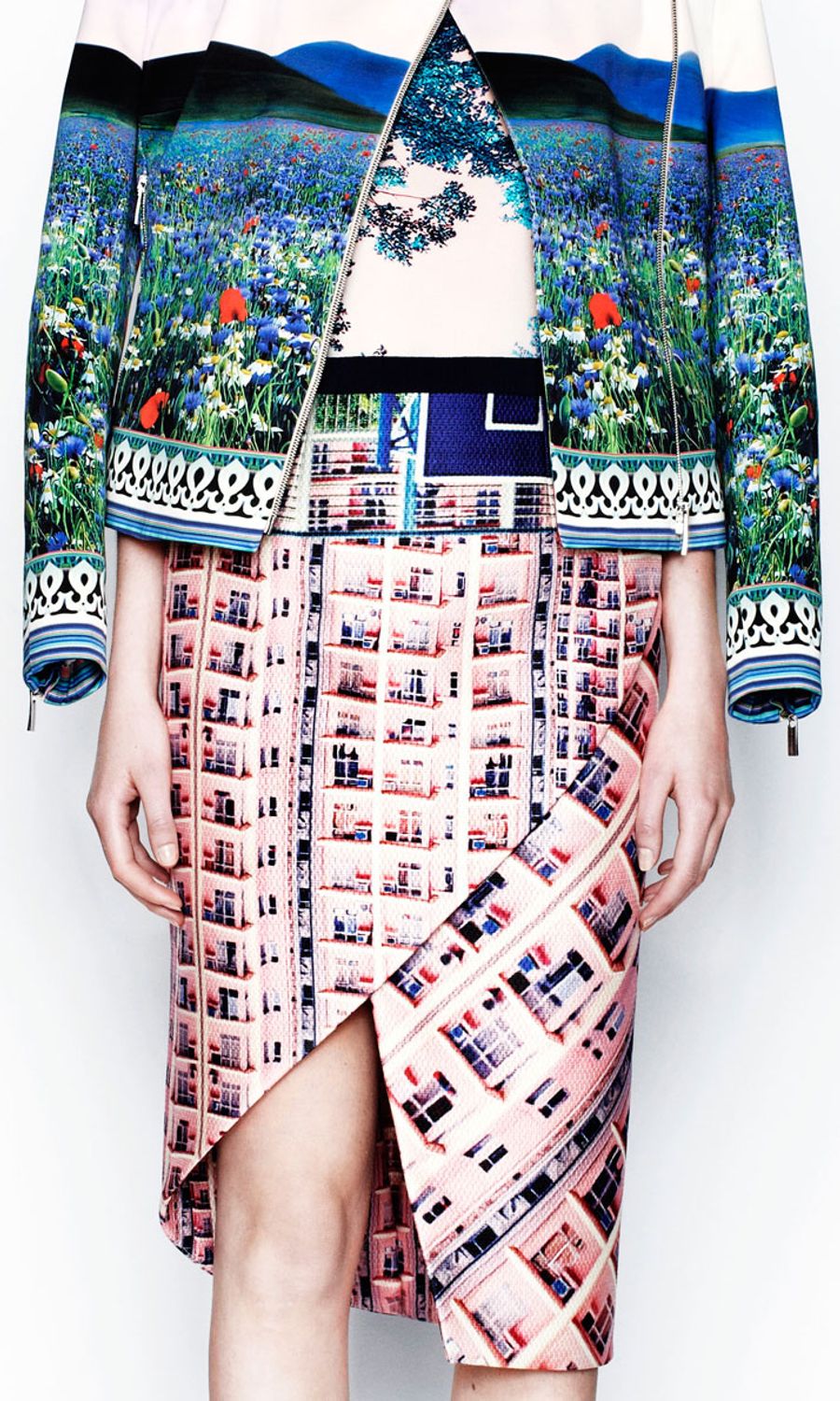 Resort 2014, photo © Mary Katrantzou. Resort 2014, photo © Mary Katrantzou.
