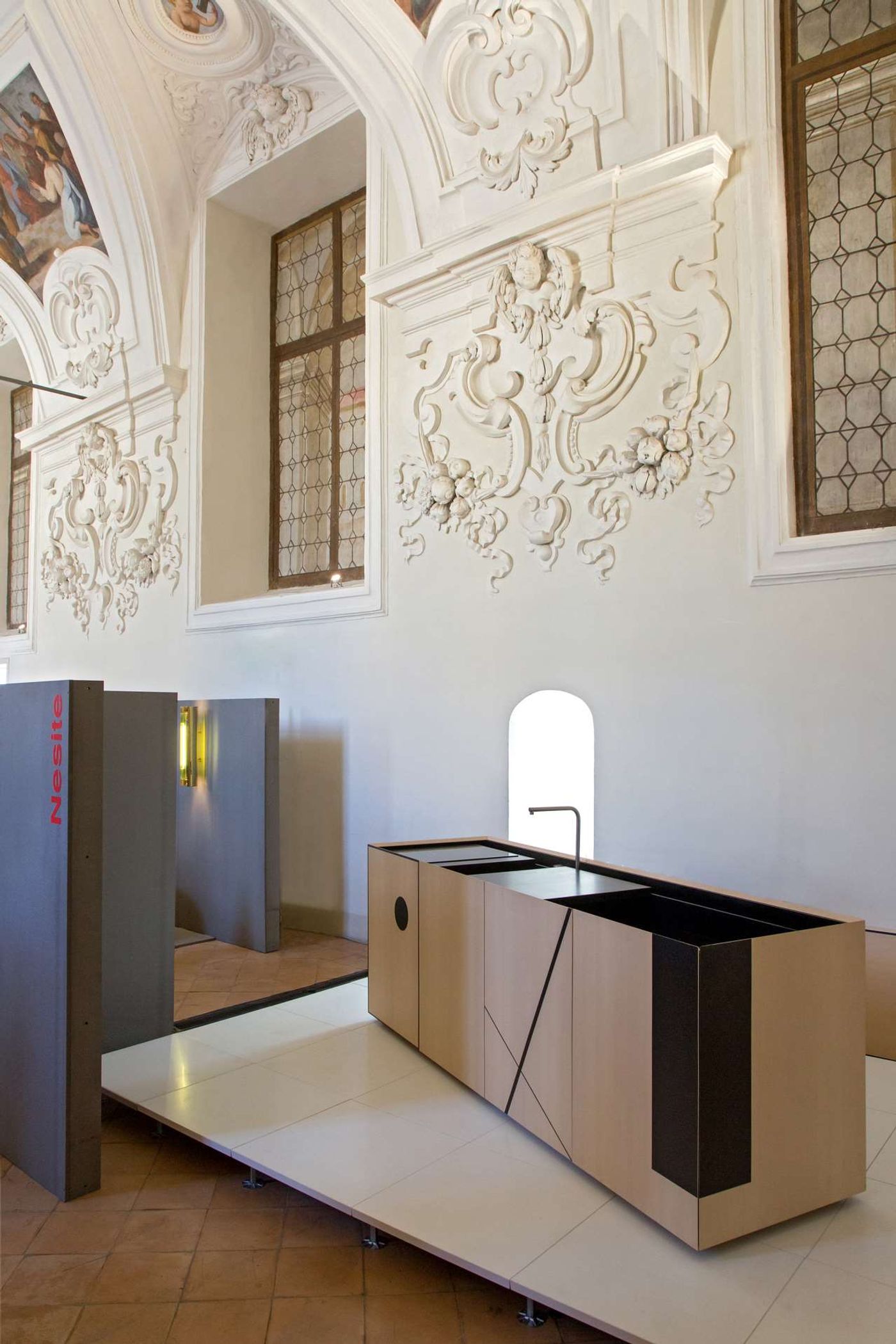 EDIT Napoli exhibition view. Nesite with Elisa Ossino. Photo © Roberto Pierucci.