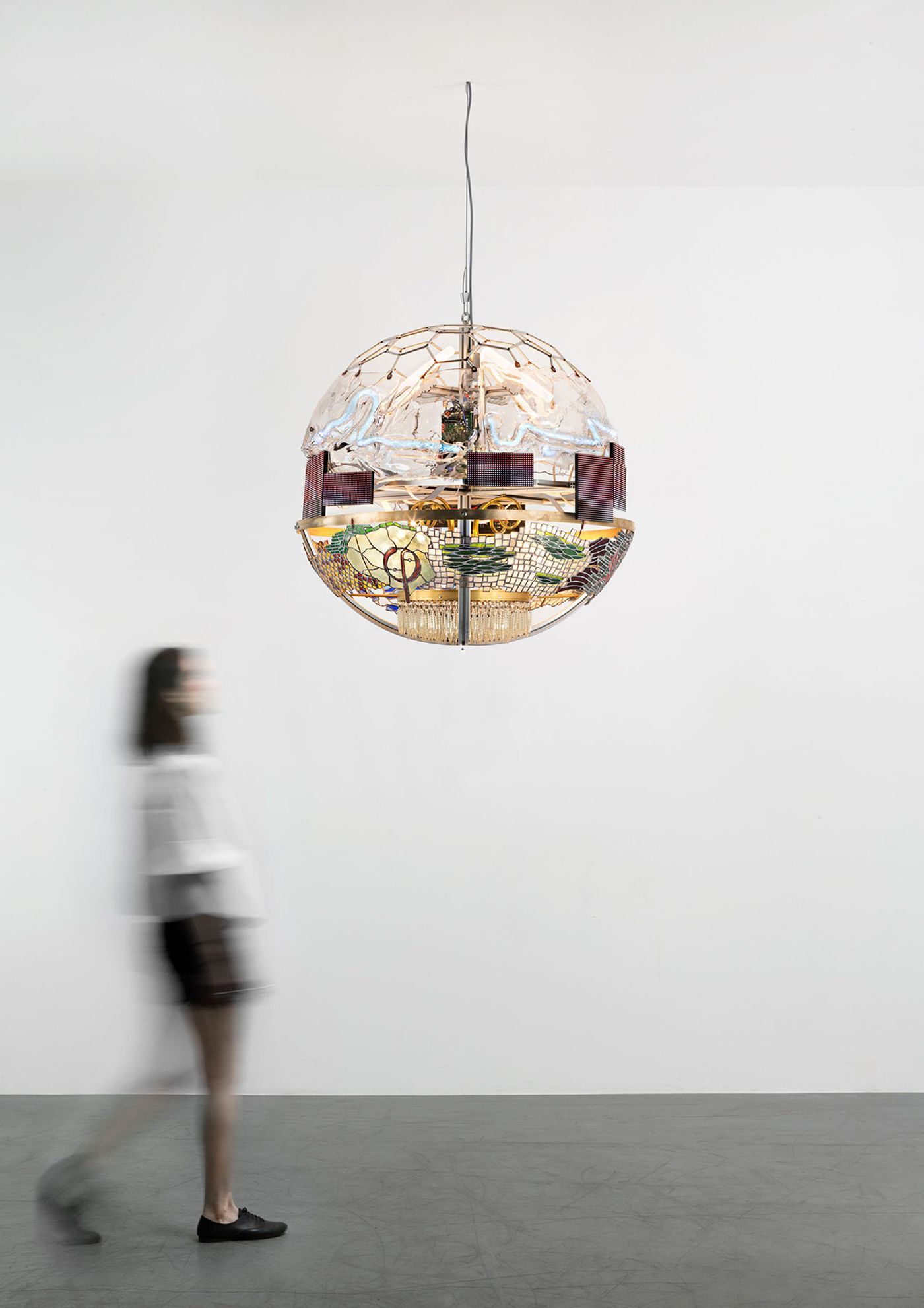 Kostas Lambridis, Elemental Chandelier. Photo courtesy Carpenters Workshop Gallery. Kostas Lambridis, Elemental Chandelier. Photo courtesy Carpenters Workshop Gallery.