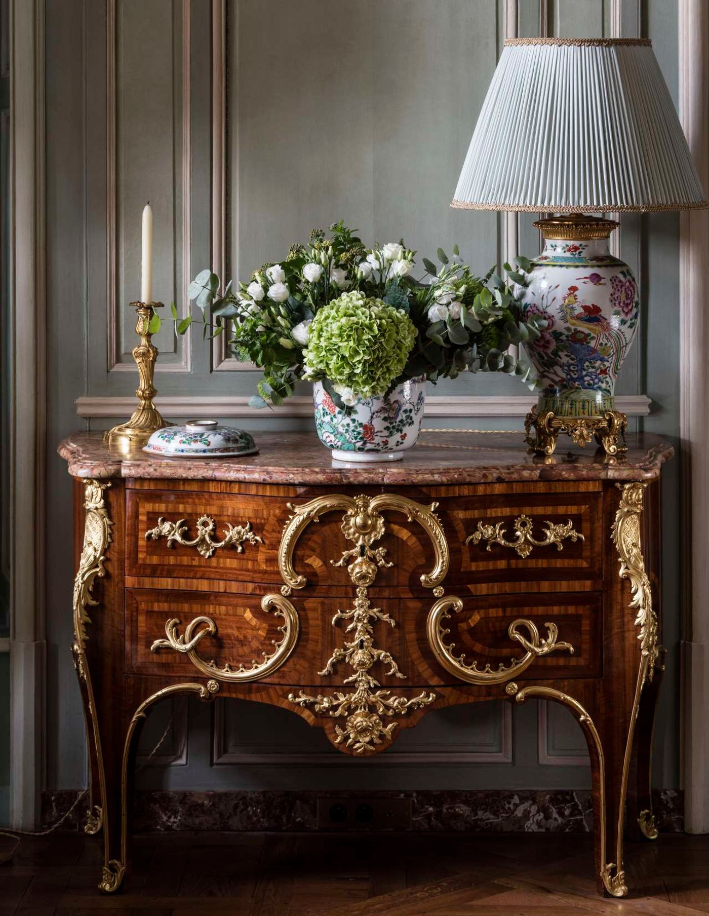 Photo by Bruno Ehrs for "Château de Villette. The splendor of French decor”, published by Flammarion.