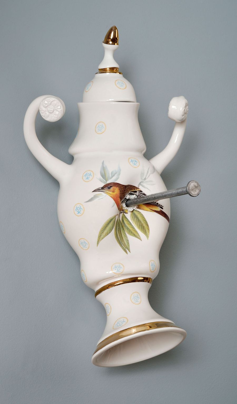 Craste Laurent, Ornithovase I, 2014/2015. Porcelain, glaze, gold, decals, nail. 43 x 23.5 x 24 cm.