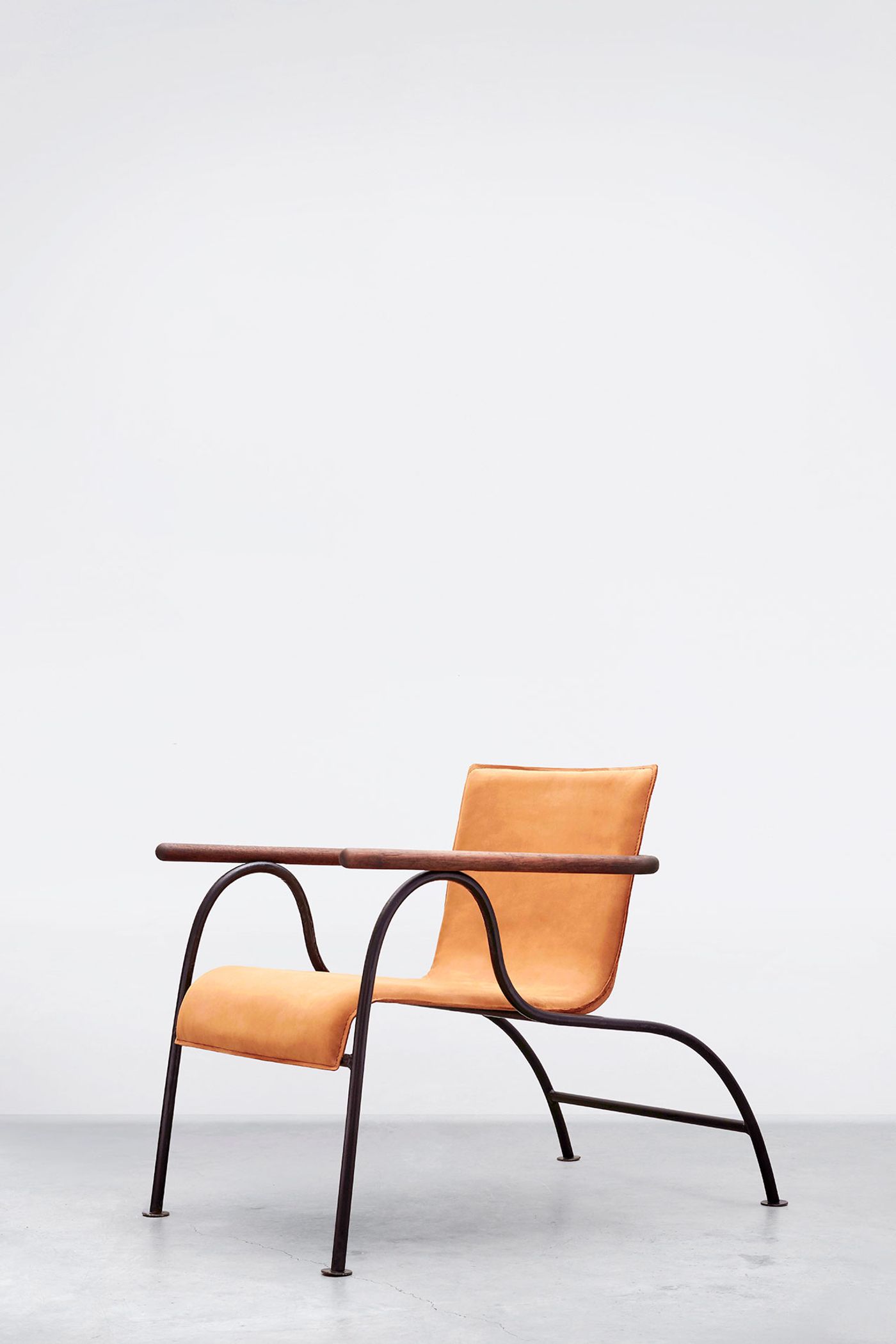 Tankan (Stroke) lounge chair. Photo by Sameer Belvalkar. Tankan (Stroke) lounge chair. Photo by Sameer Belvalkar.