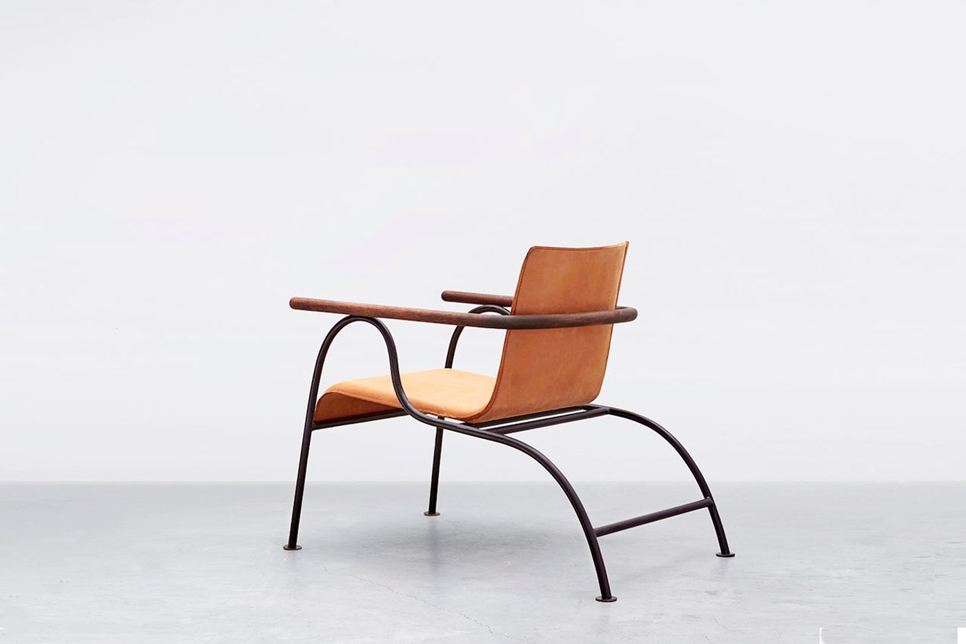 Tankan (Stroke) lounge chair. Photo by Sameer Belvalkar. Tankan (Stroke) lounge chair. Photo by Sameer Belvalkar.