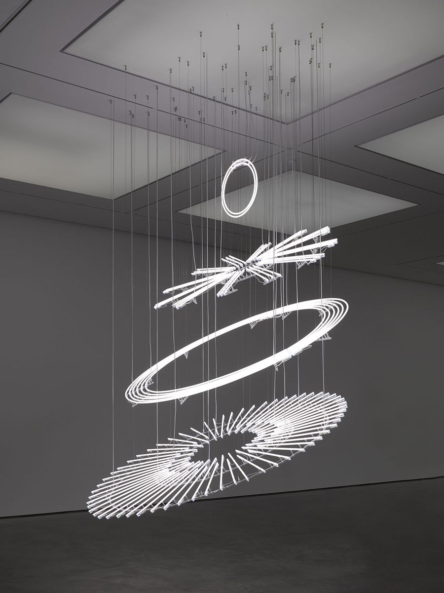 Cerith Wyn Evans, The Illuminating Gas... (after Oculist Witnesses), 2015 © Cerith Wyn Evans. Courtesy White Cube. Photo: George Darrell. Cerith Wyn Evans, The Illuminating Gas... (after Oculist Witnesses), 2015 © Cerith Wyn Evans. Courtesy White Cube. Photo: George Darrell.