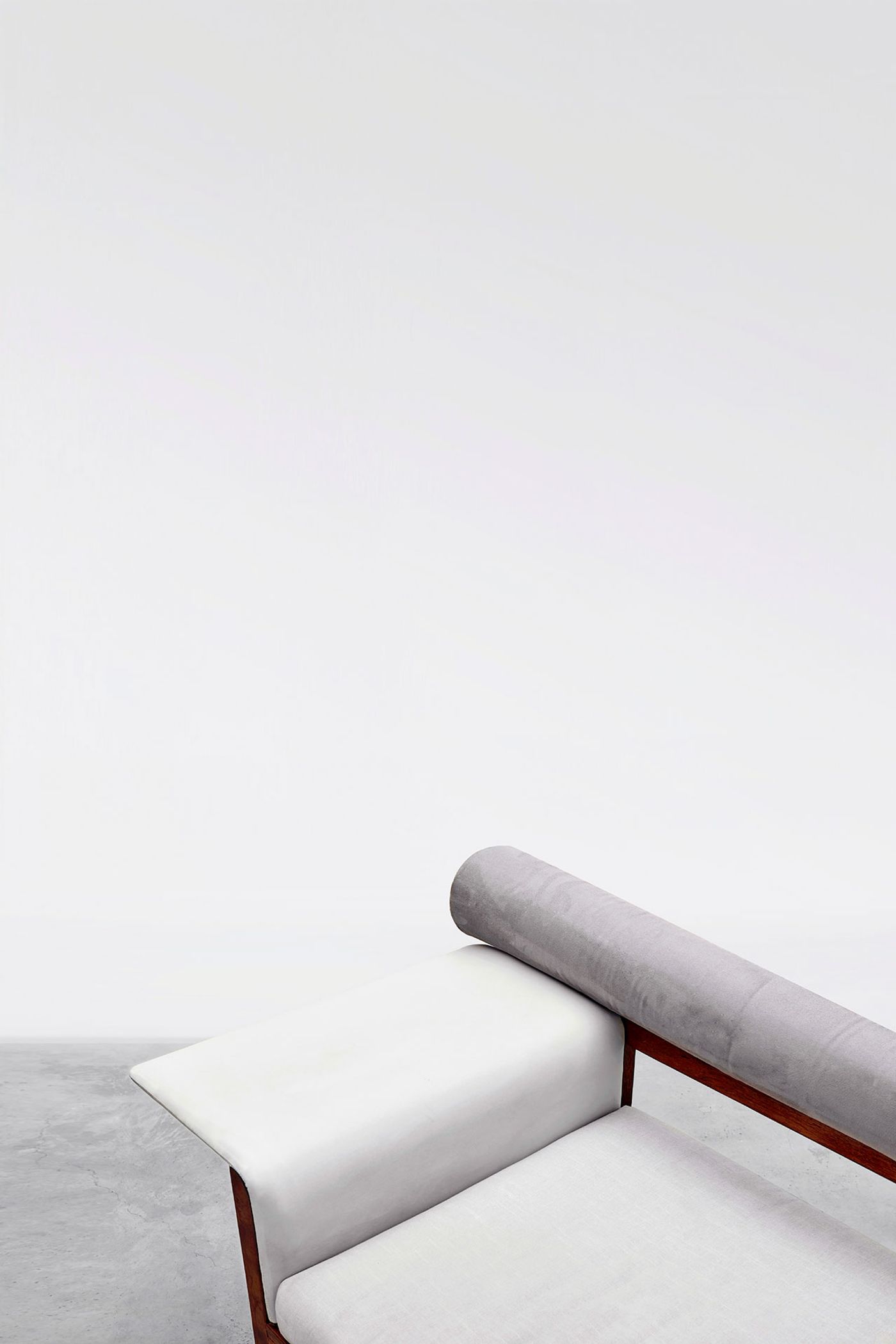 Barza (Balcony) lounge sofa. Photo by Sameer Belvalkar. Barza (Balcony) lounge sofa. Photo by Sameer Belvalkar.